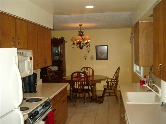 4505 North Evergreen Road Spokane Valley, WA 99216 - Photo 3 of 9