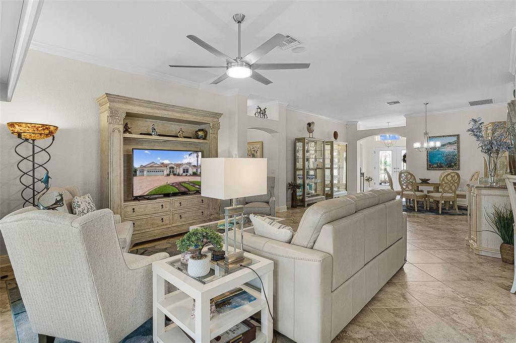 923 Moses Loop The Villages, FL 32162 - Photo 10 of 75