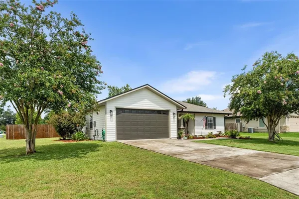 $374,900 | 952 Northwest 231st Way, Newberry, FL 32669