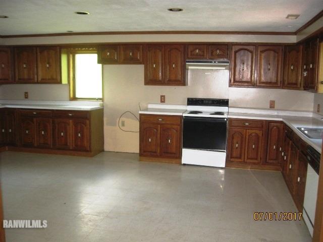 8899 East Knapp Road Stockton, IL 61085 - Photo 9 of 24 Gallery Image 9