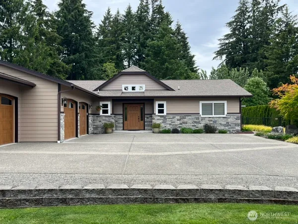 $860,000 | 2901 South Bay Road Northeast, Olympia, WA 98506