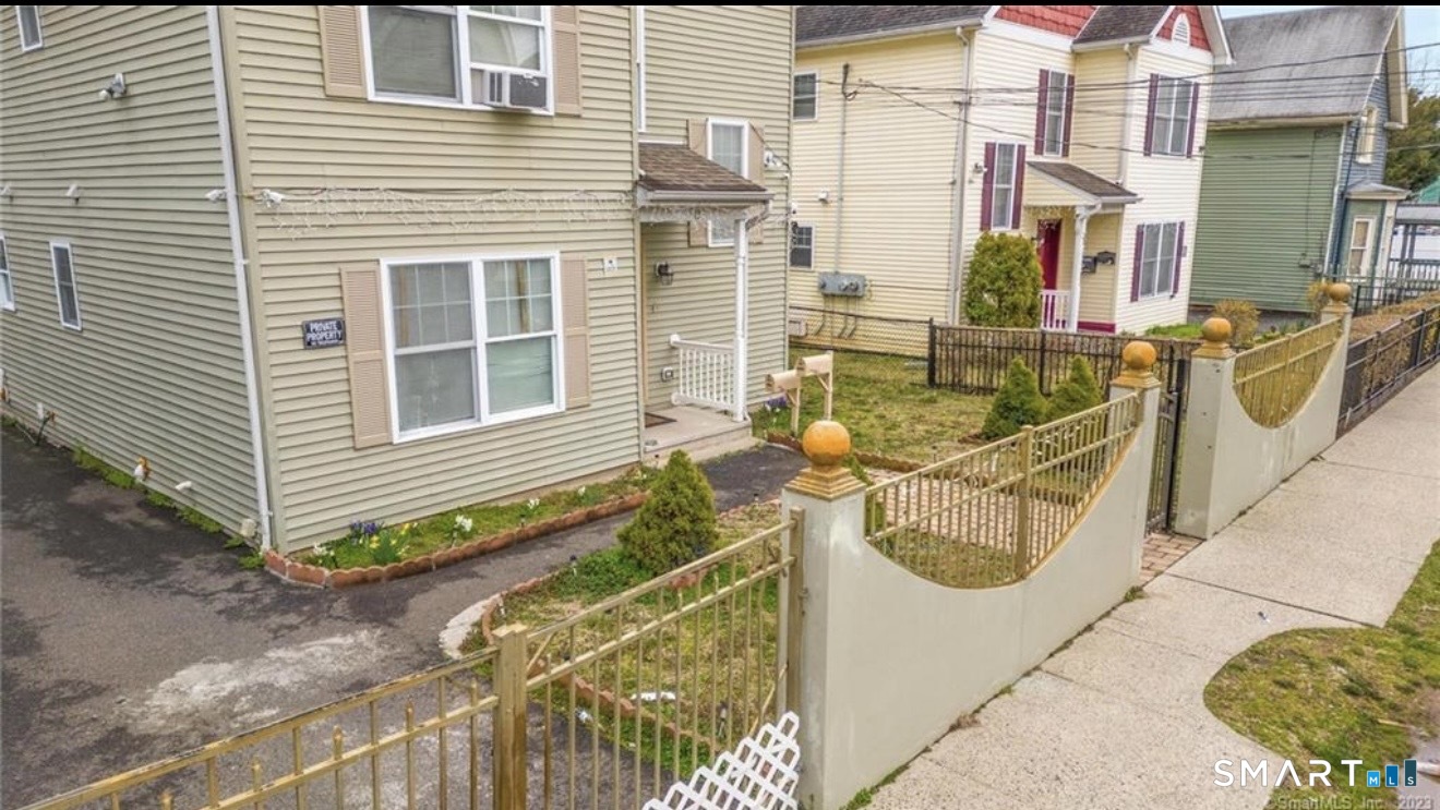 13 Button Street New Haven, CT 06519 - Photo 2 of 13