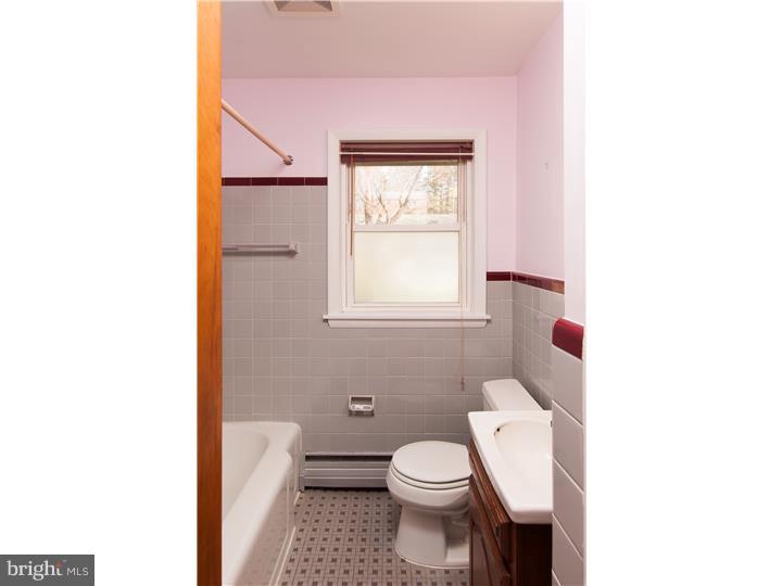 149 Davis Road Doylestown, PA 18901 - Photo 11 of 14 Bathroom