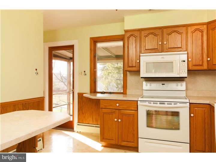 149 Davis Road Doylestown, PA 18901 - Photo 10 of 14 Kitchen