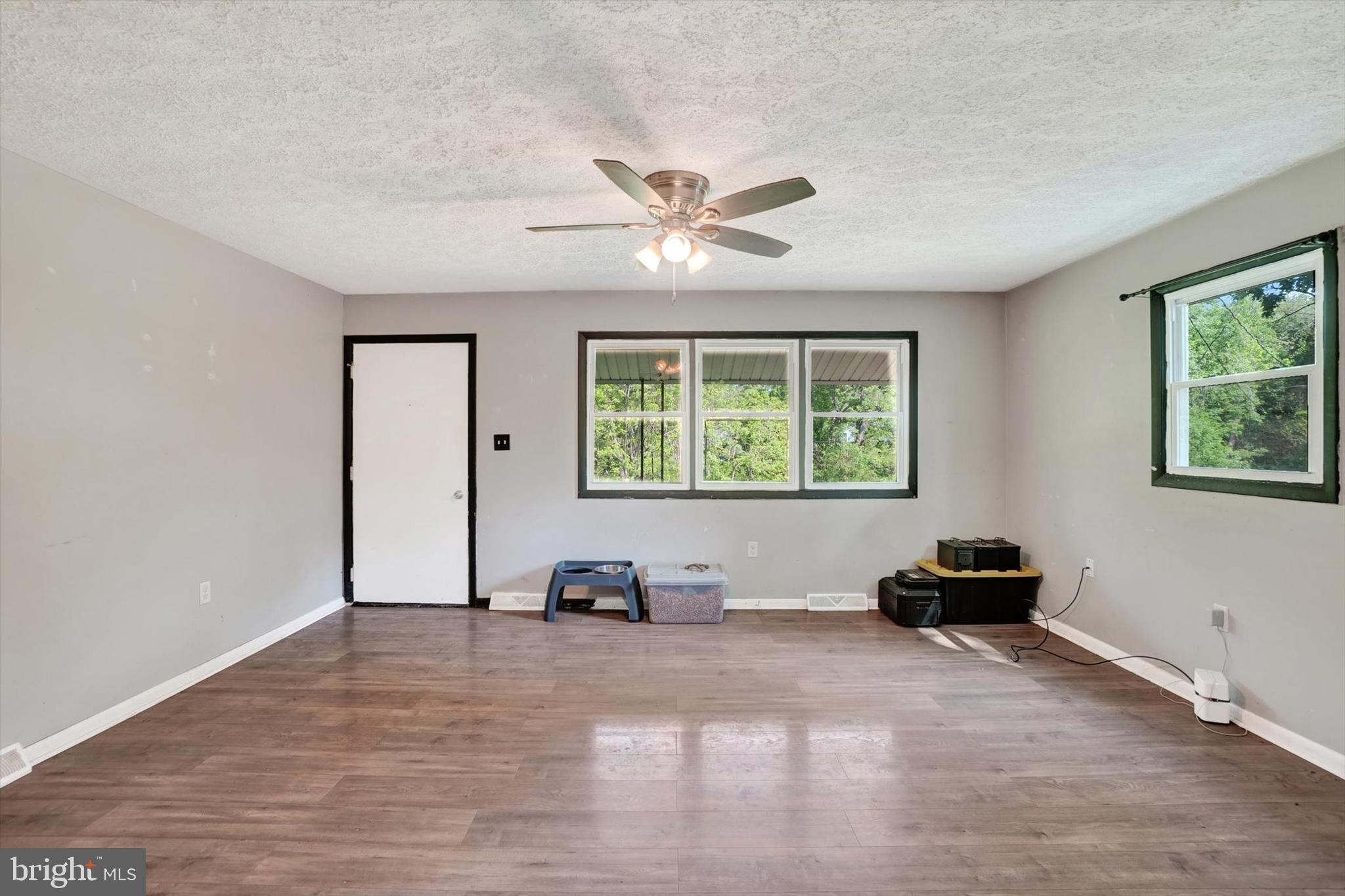 5801 North Salem Church Road Dover, PA 17315 - Photo 6 of 28