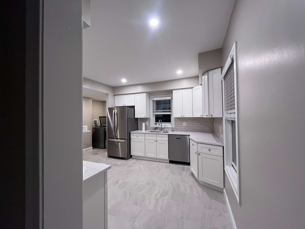 121 Highland Road, Unit 1 Somerville, MA 02144 - Photo 7 of 25