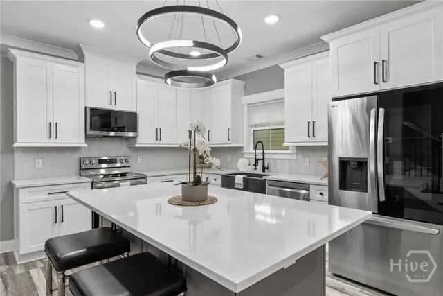 $579,000 | 653 Seiler Avenue, Savannah, GA 31401