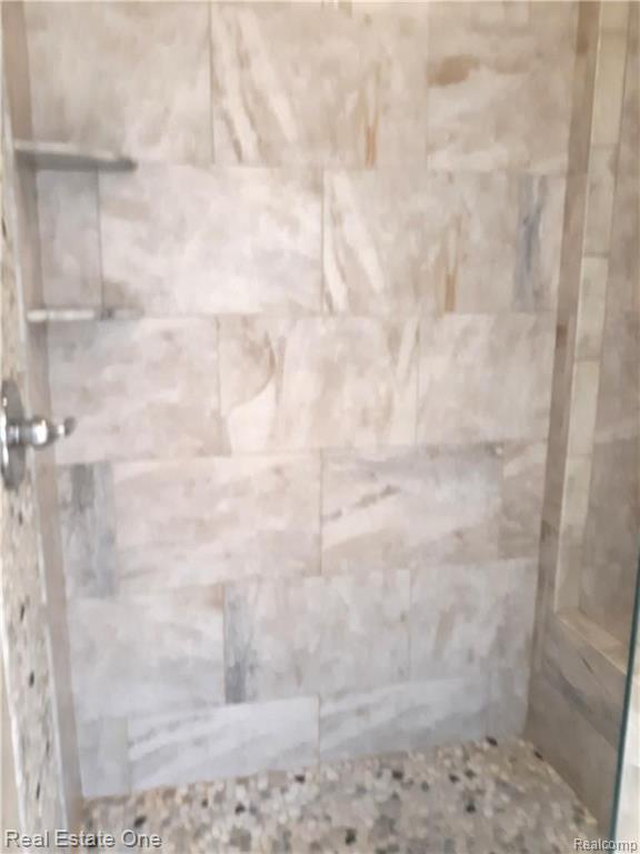 1804 Ruby Avenue Rochester Hills, MI 48309 - Photo 19 of 24