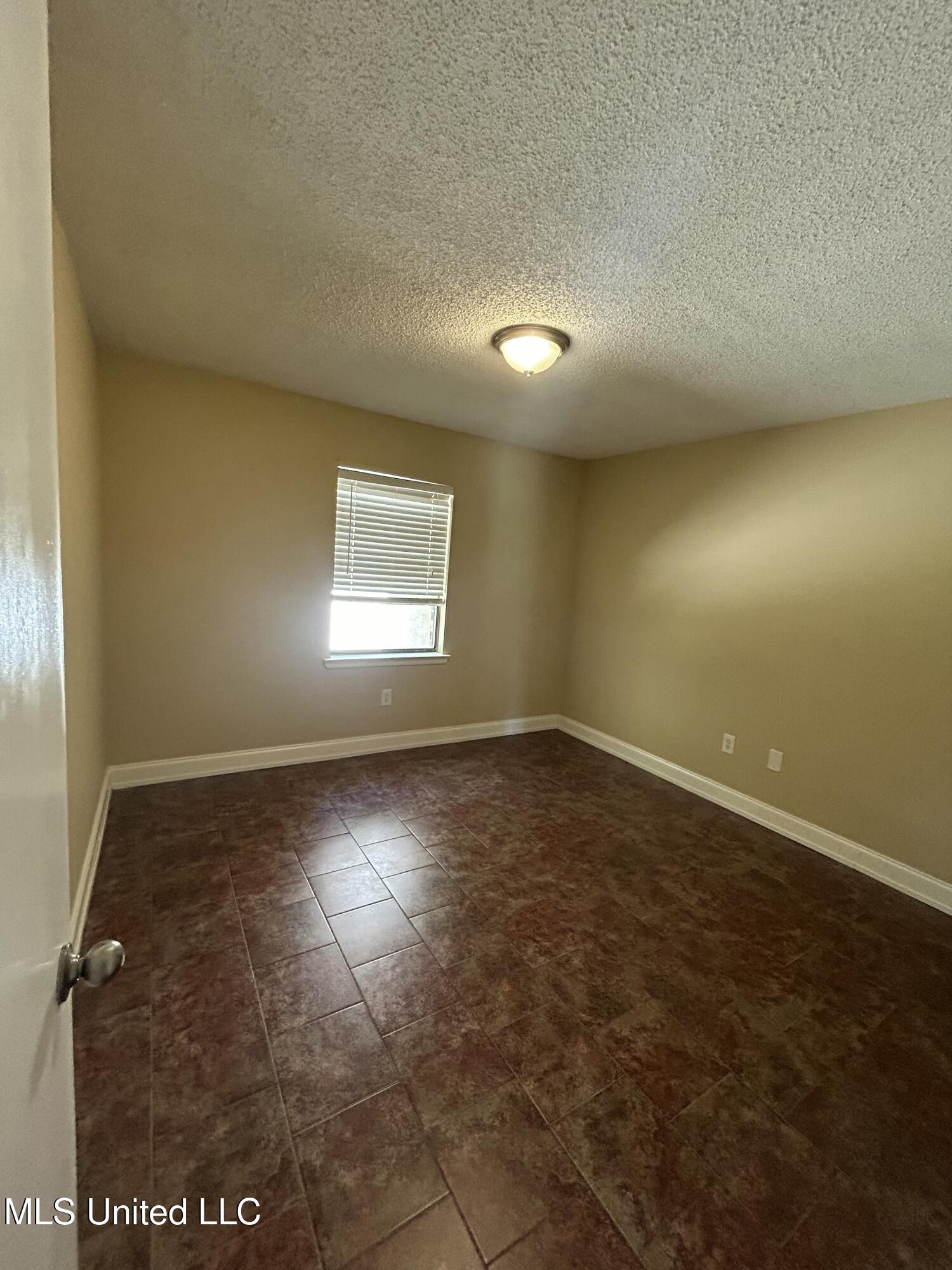 3403 54th Avenue, Unit C Gulfport, MS 39501 - Photo 2 of 3 Bedroom