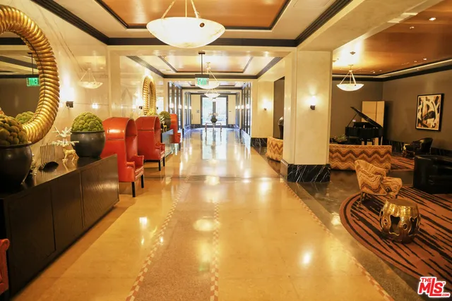 $3,600 | 849 South Broadway, Unit 906, Los Angeles, CA 90014