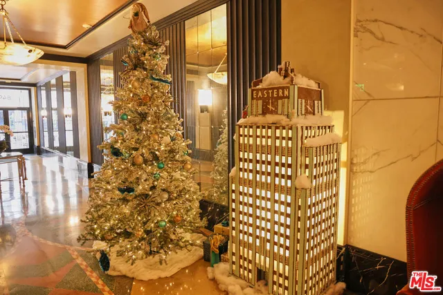 $3,600 | 849 South Broadway, Unit 906, Los Angeles, CA 90014