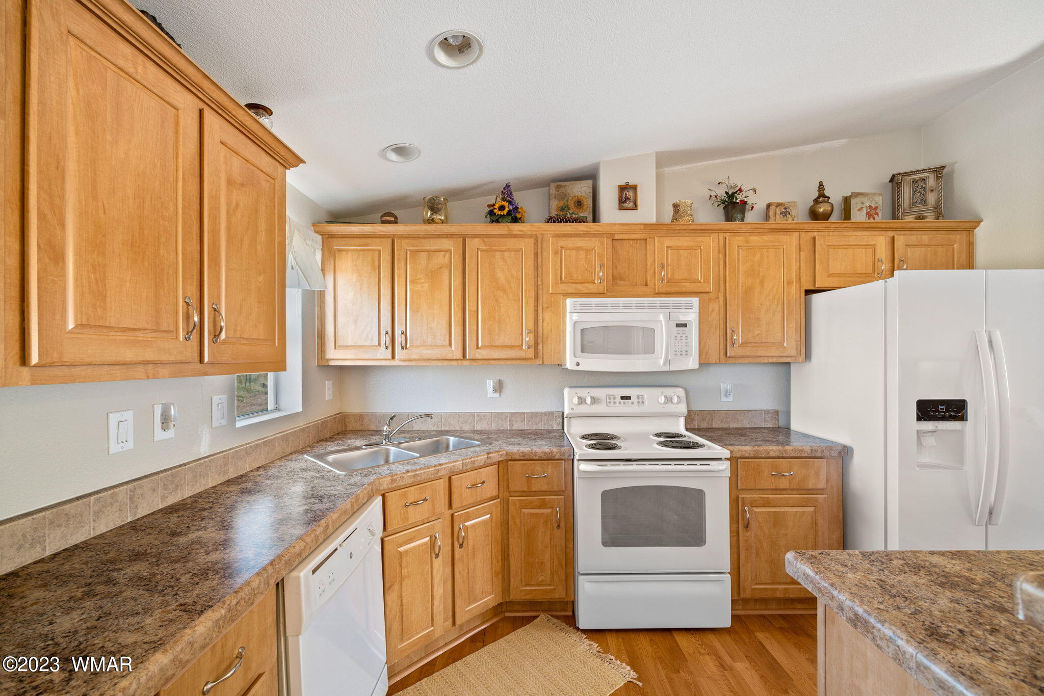 6493 Country Road Woodruff, AZ 85942 - Photo 10 of 31