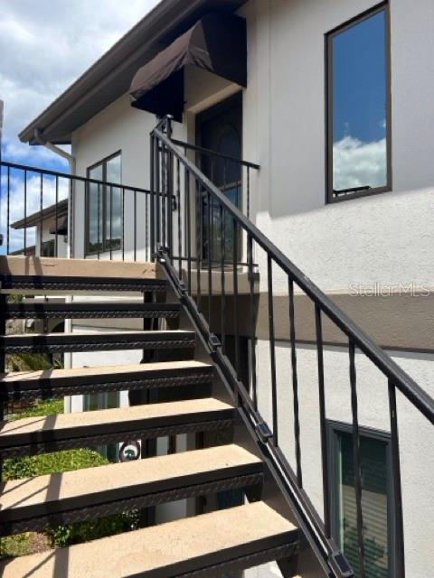 7032 River Run Boulevard, Unit 7032 Weeki Wachee, FL 34607 - Photo 5 of 49