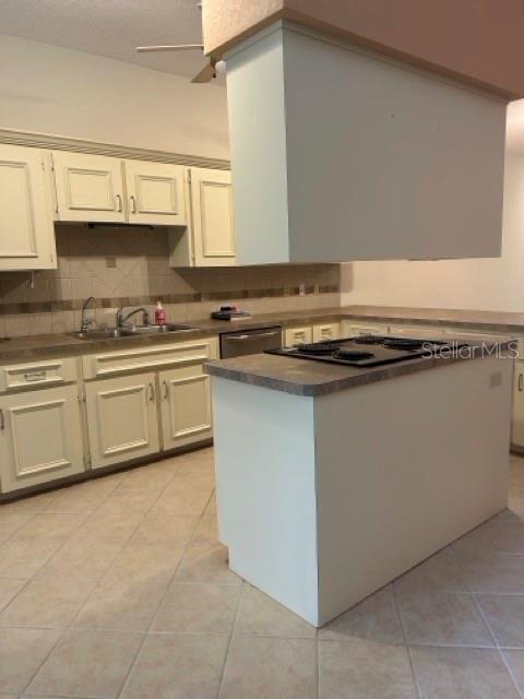 7032 River Run Boulevard, Unit 7032 Weeki Wachee, FL 34607 - Photo 9 of 49