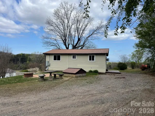 $259,900 | 7686 Shoupes Grove Church Road, Hickory, NC 28602