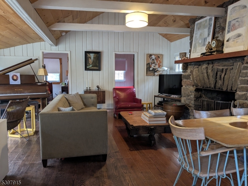 445 Miller Park Road Milford, NJ 08848 - Photo 7 of 20