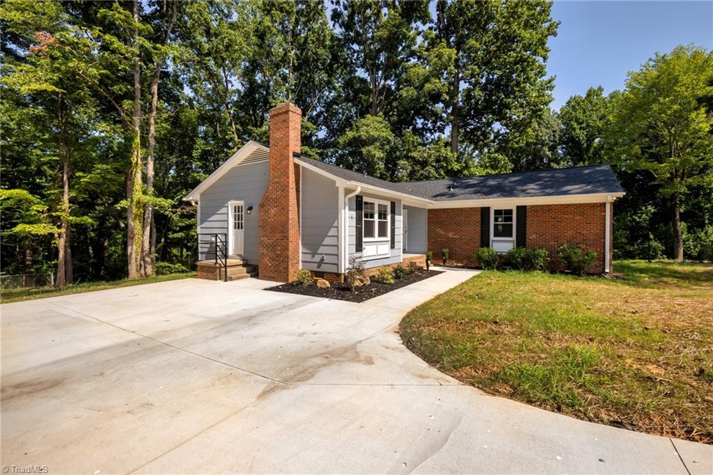 6420 Wynyard Avenue Rural Hall, NC 27045 - Photo 3 of 39 Gallery Image 3