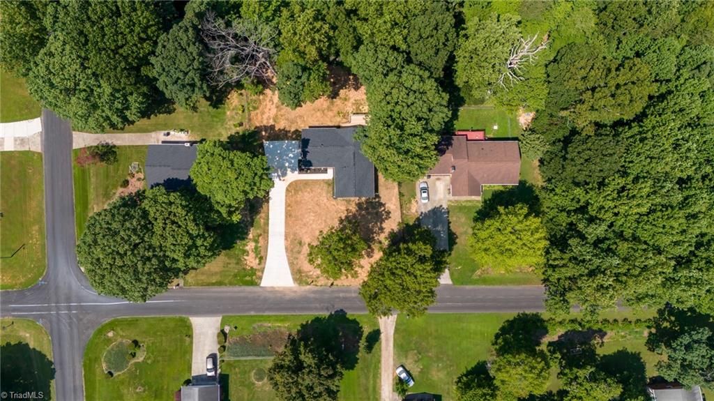 6420 Wynyard Avenue Rural Hall, NC 27045 - Photo 31 of 39 Gallery Image 31