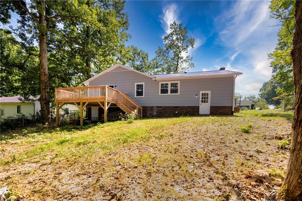 6420 Wynyard Avenue Rural Hall, NC 27045 - Photo 6 of 39 Gallery Image 6