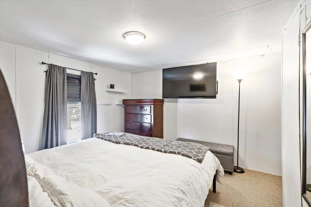 58 Rhodeside Acres Georgia, VT 05468 - Photo 12 of 35