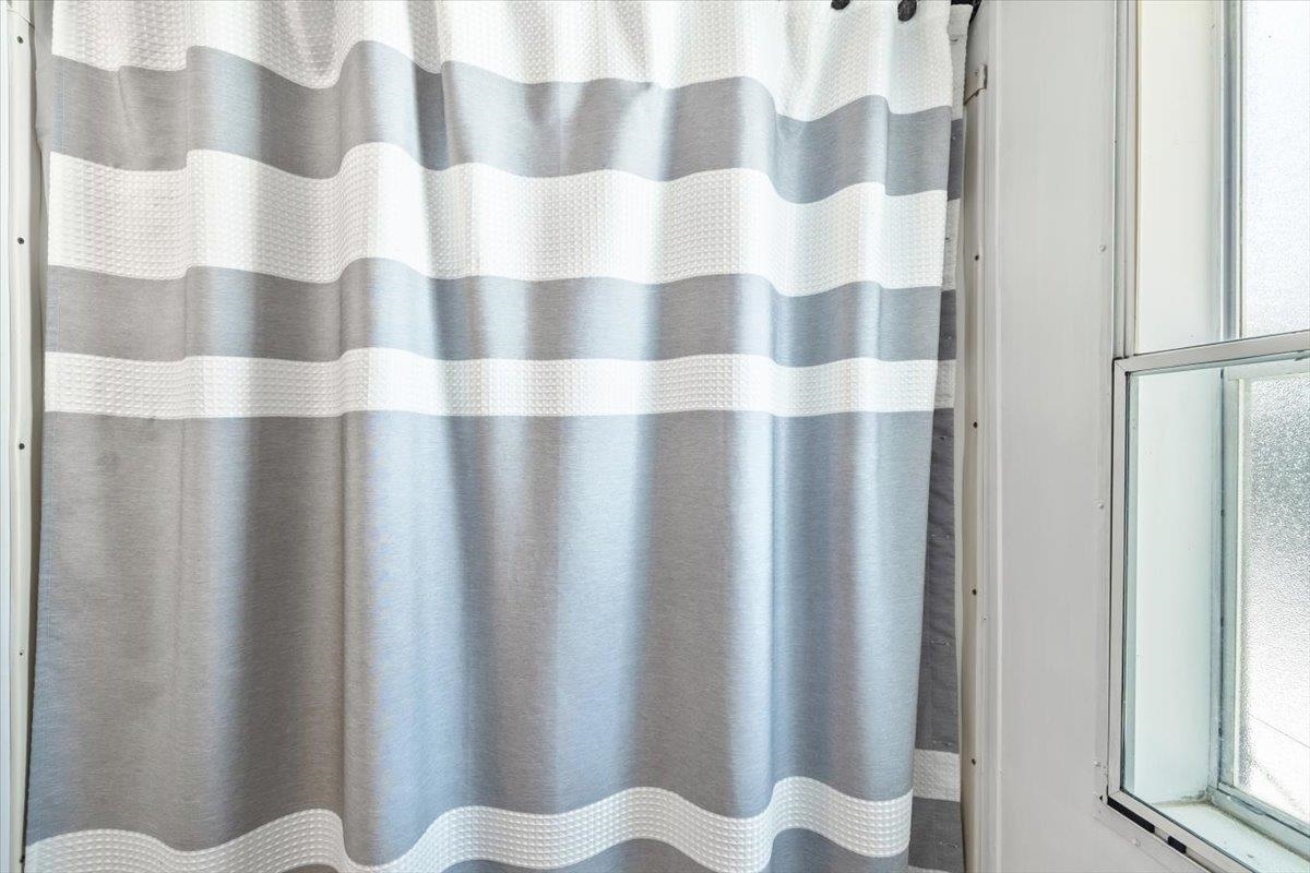 58 Rhodeside Acres Georgia, VT 05468 - Photo 15 of 35