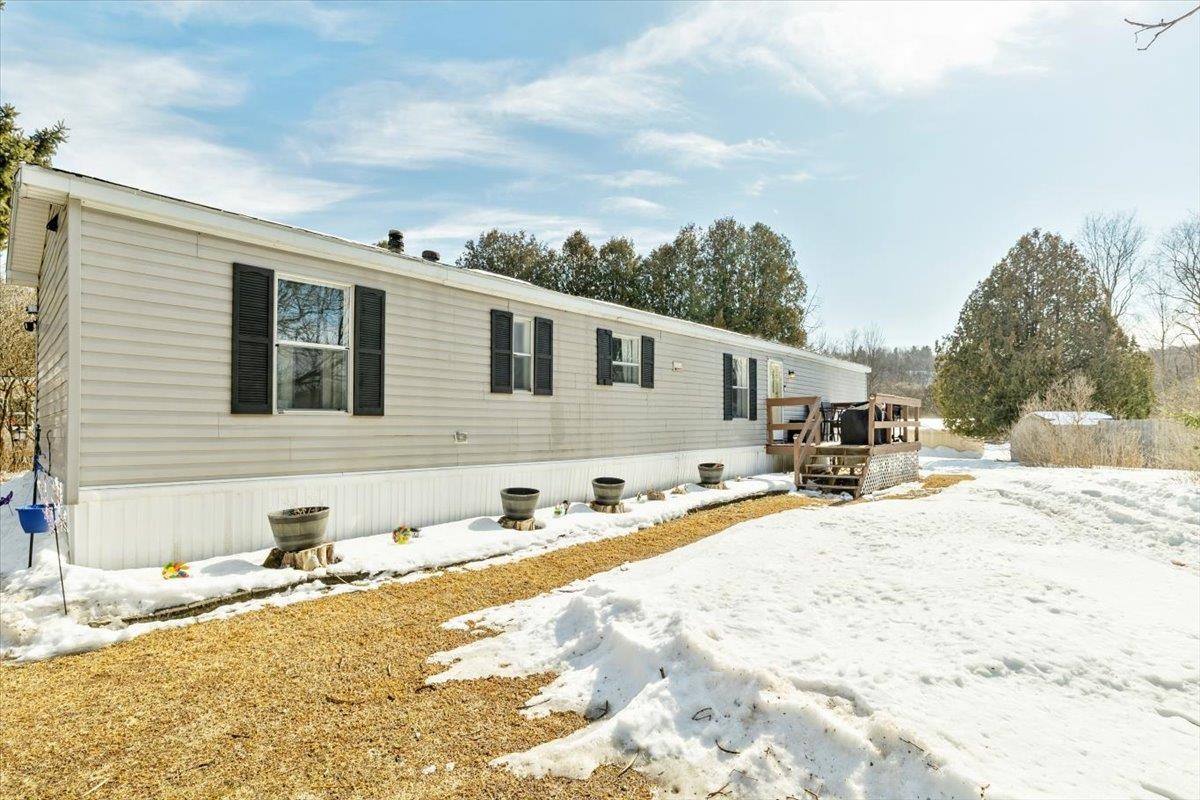 58 Rhodeside Acres Georgia, VT 05468 - Photo 2 of 35