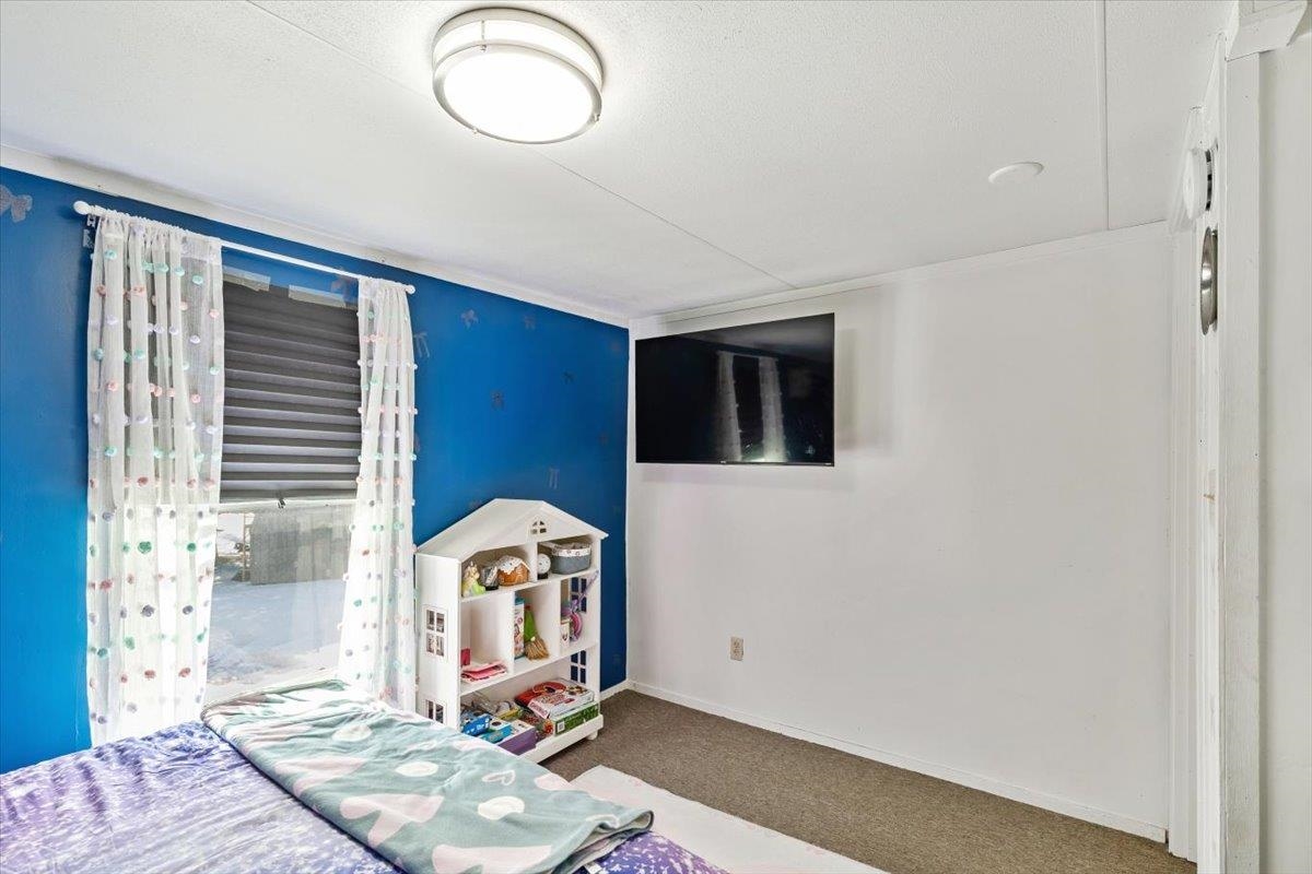 58 Rhodeside Acres Georgia, VT 05468 - Photo 23 of 35