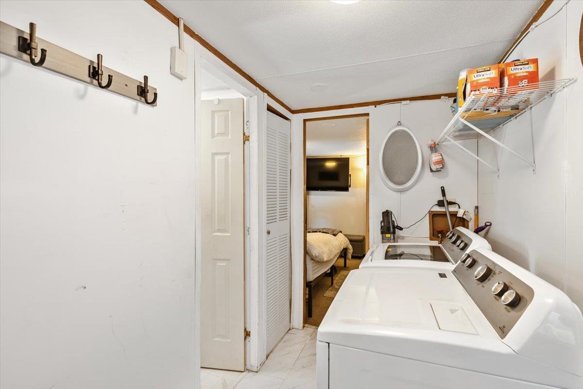 58 Rhodeside Acres Georgia, VT 05468 - Photo 25 of 35