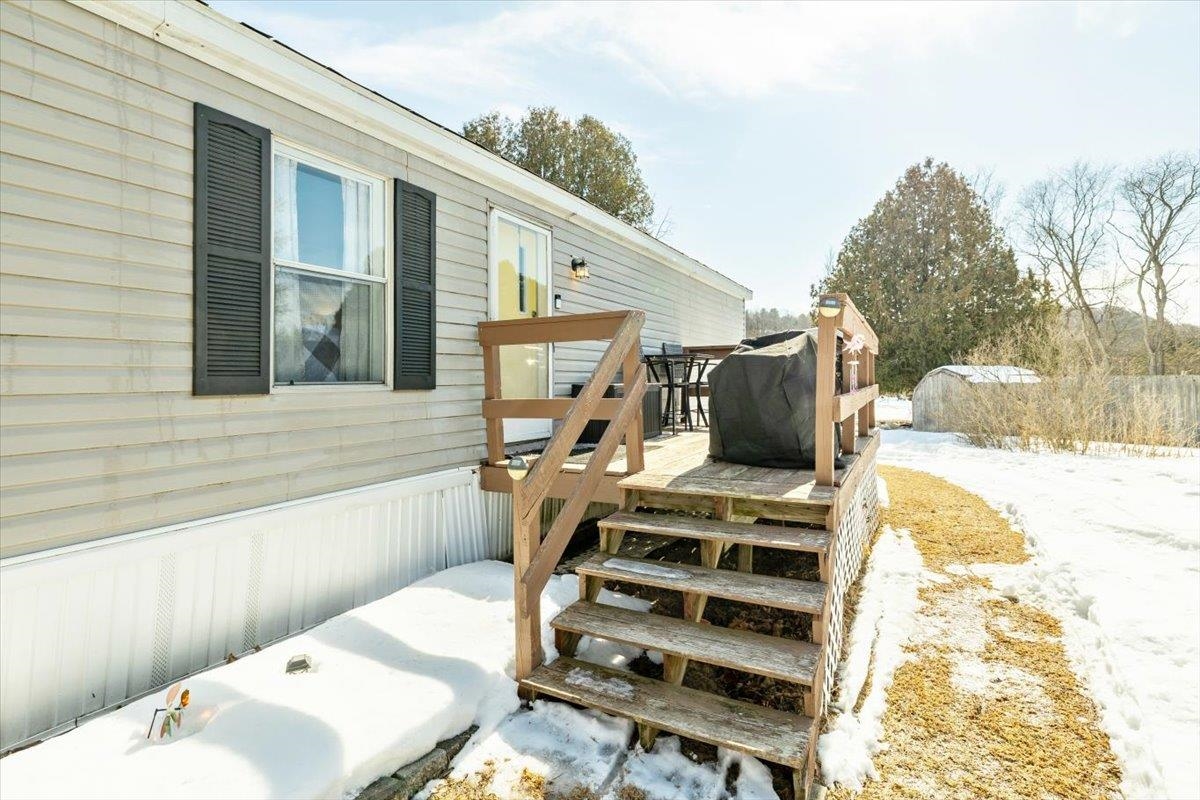 58 Rhodeside Acres Georgia, VT 05468 - Photo 27 of 35