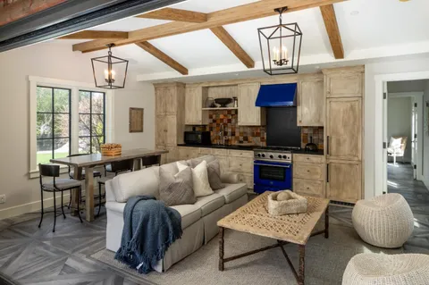 $22,000,000 | 25501 Chapin Road, Los Altos Hills, CA 94022