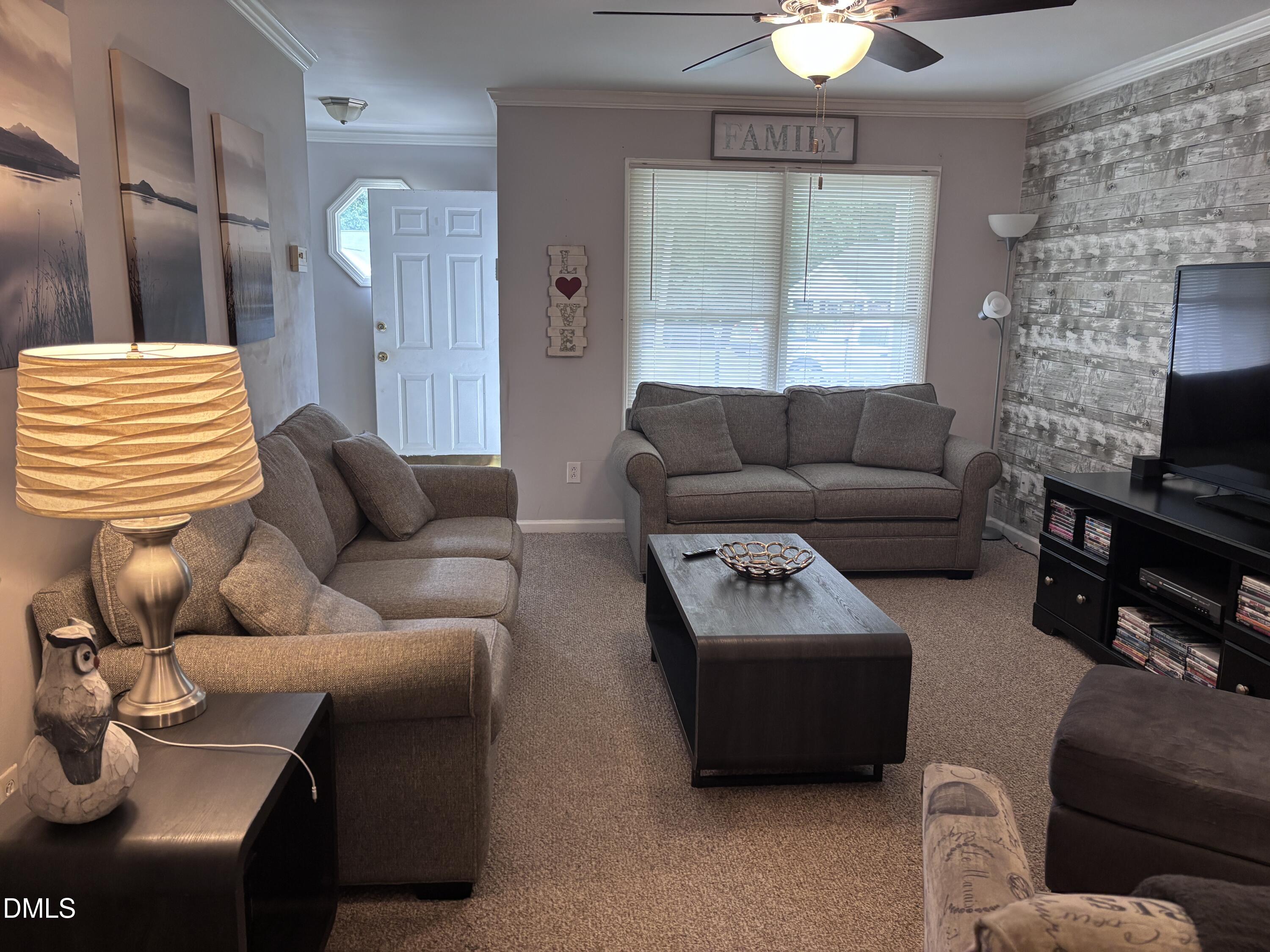 1916 Malone Road, Unit I Burlington, NC 27215 - Photo 3 of 19 IMG_0277