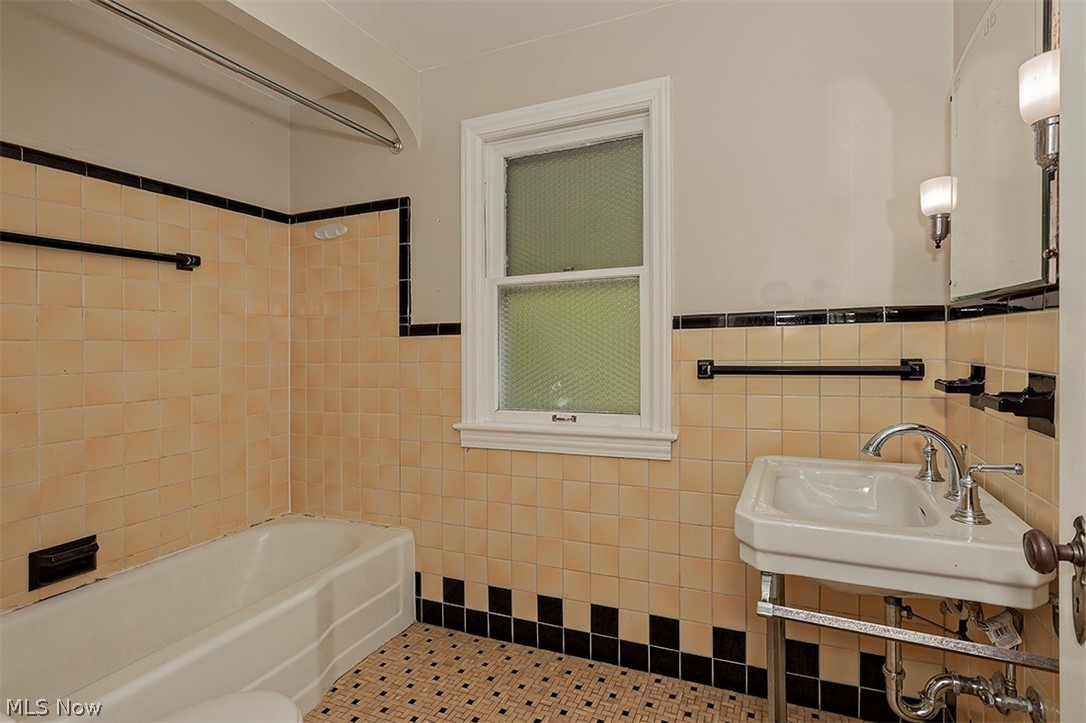 4021 Rosemond Road Cleveland Heights, OH 44121 - Photo 32 of 34