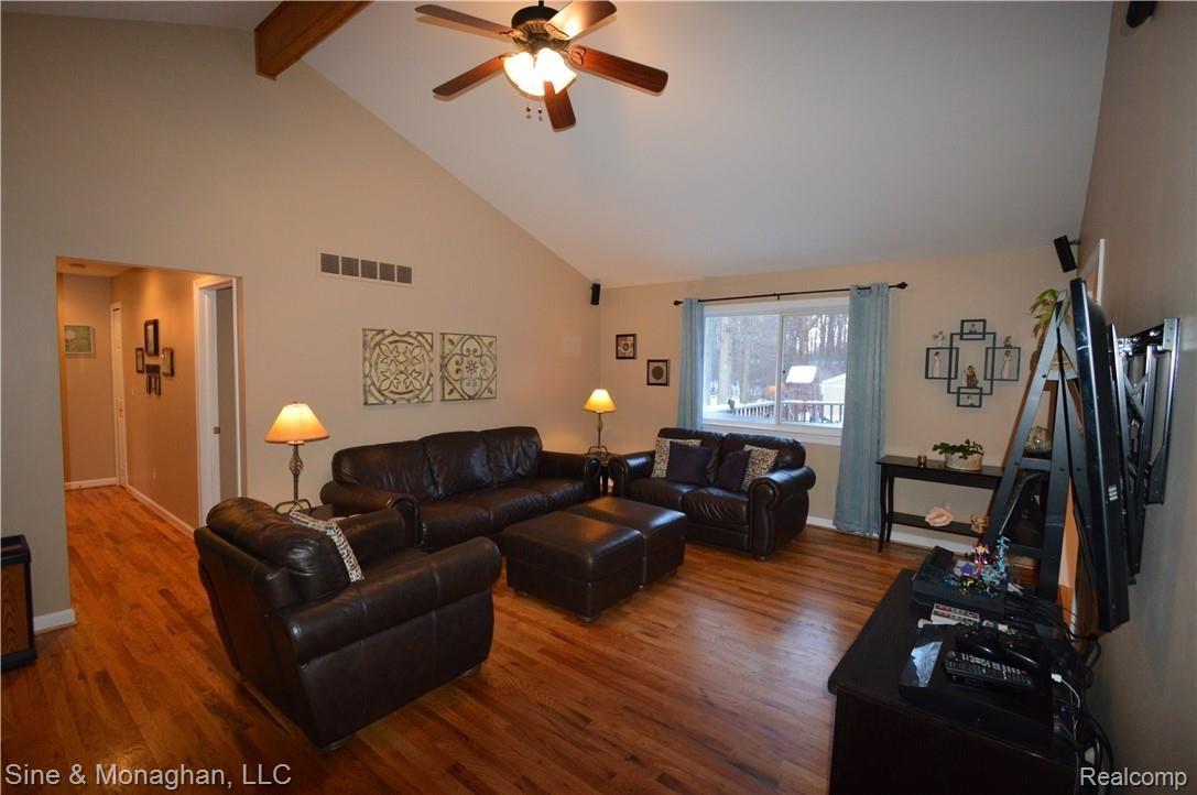 9535 Rachel Road Algonac, MI 48001 - Photo 16 of 27 024.JPG