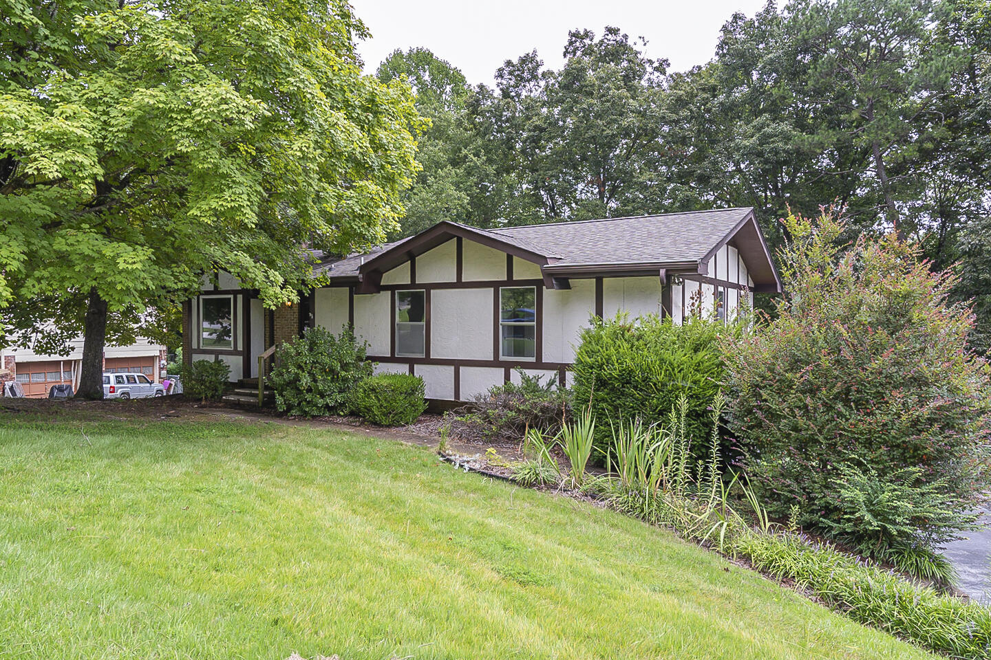 220 Rolling Ridge Drive Chattanooga, TN 37421 - Photo 1 of 23 listing_0