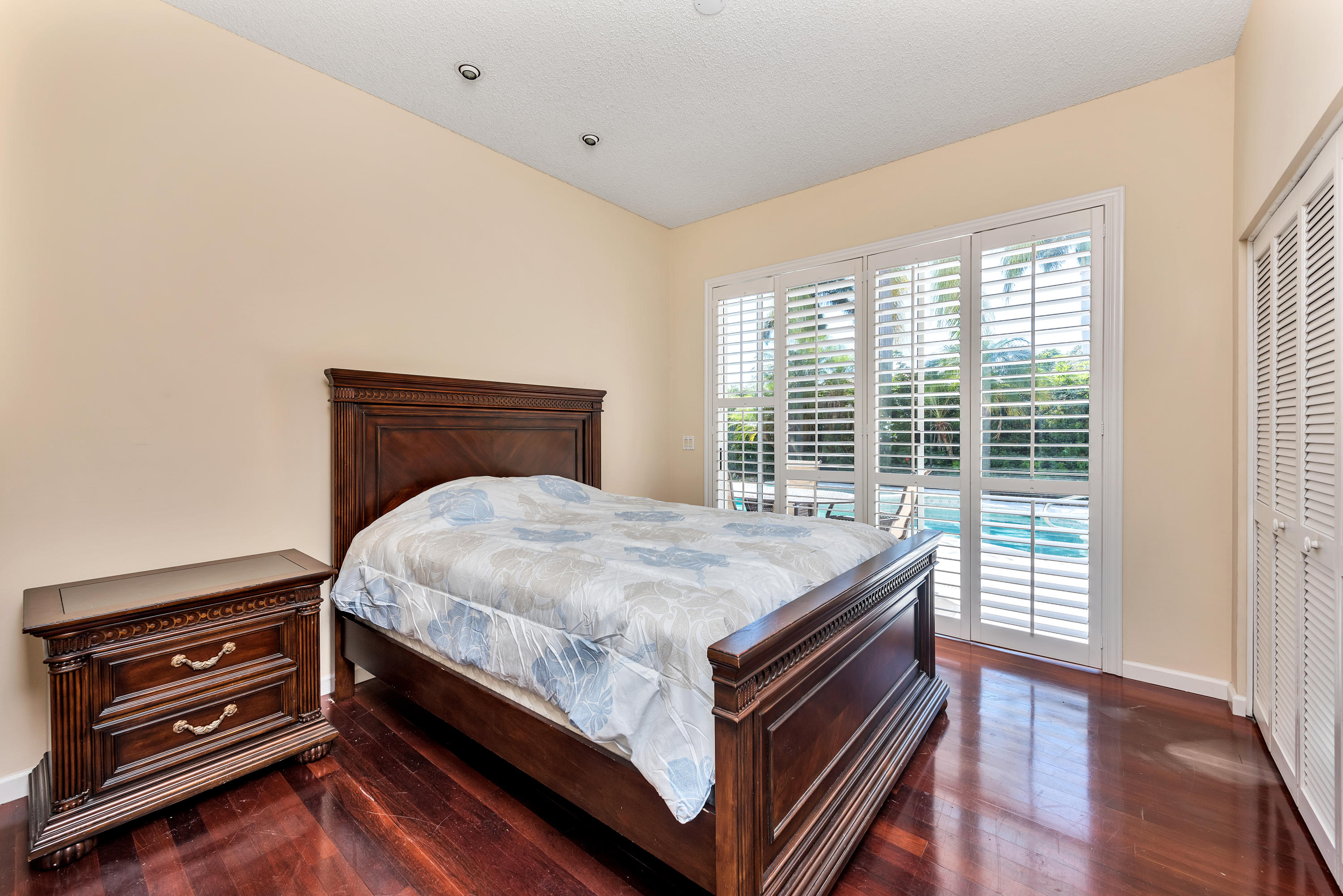 10612 St Thomas Drive Boca Raton, FL 33498 - Photo 20 of 36 guest bedroom