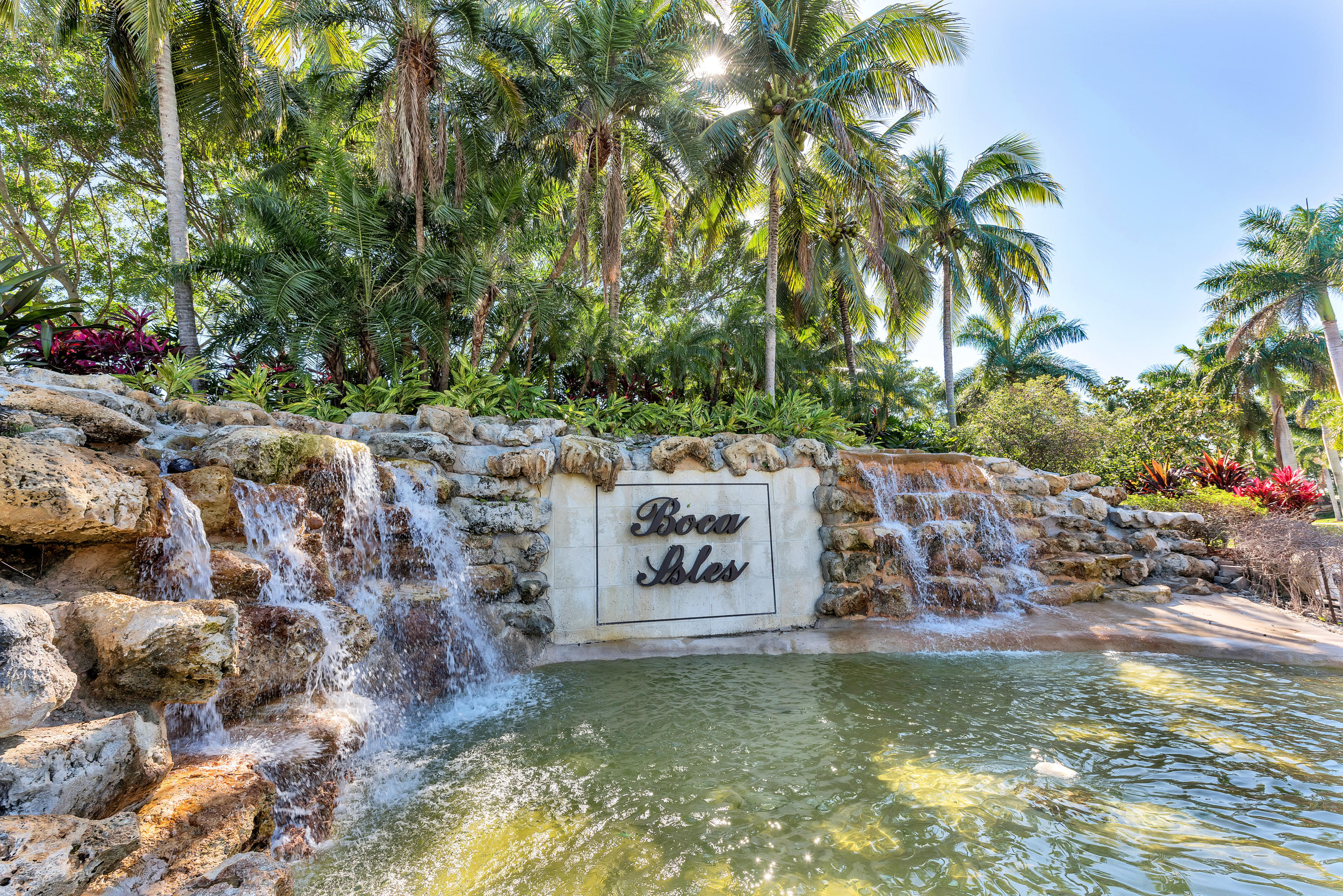 10612 St Thomas Drive Boca Raton, FL 33498 - Photo 36 of 36 monument