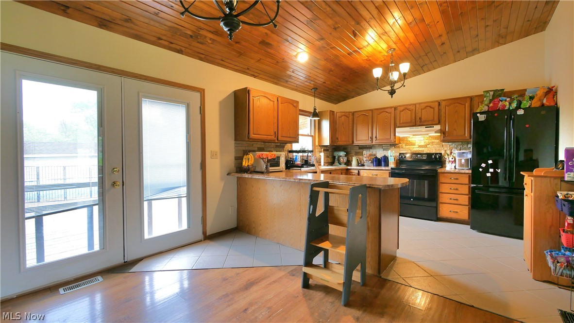 4741 Ceramic Road Crooksville, OH 43731 - Photo 2 of 21