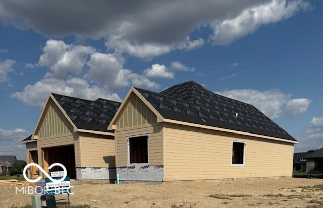 1083 Beechtree Lane Franklin, IN 46131 - Photo 8 of 14