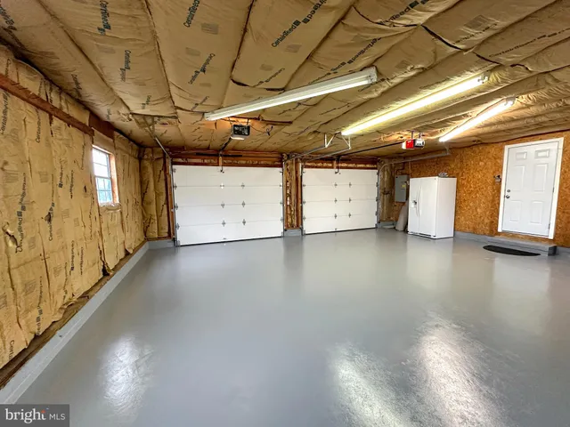 a sign that is on the side of the road