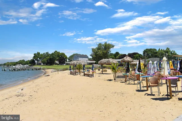 $614,950 | 306 North Lake Road, Stevensville, MD 21666