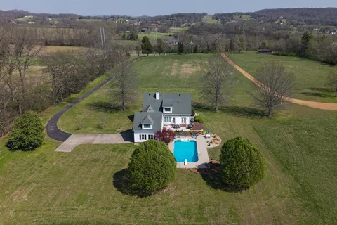 $835,000 | 255 Lindsey Hollow Road, Gallatin, TN 37066
