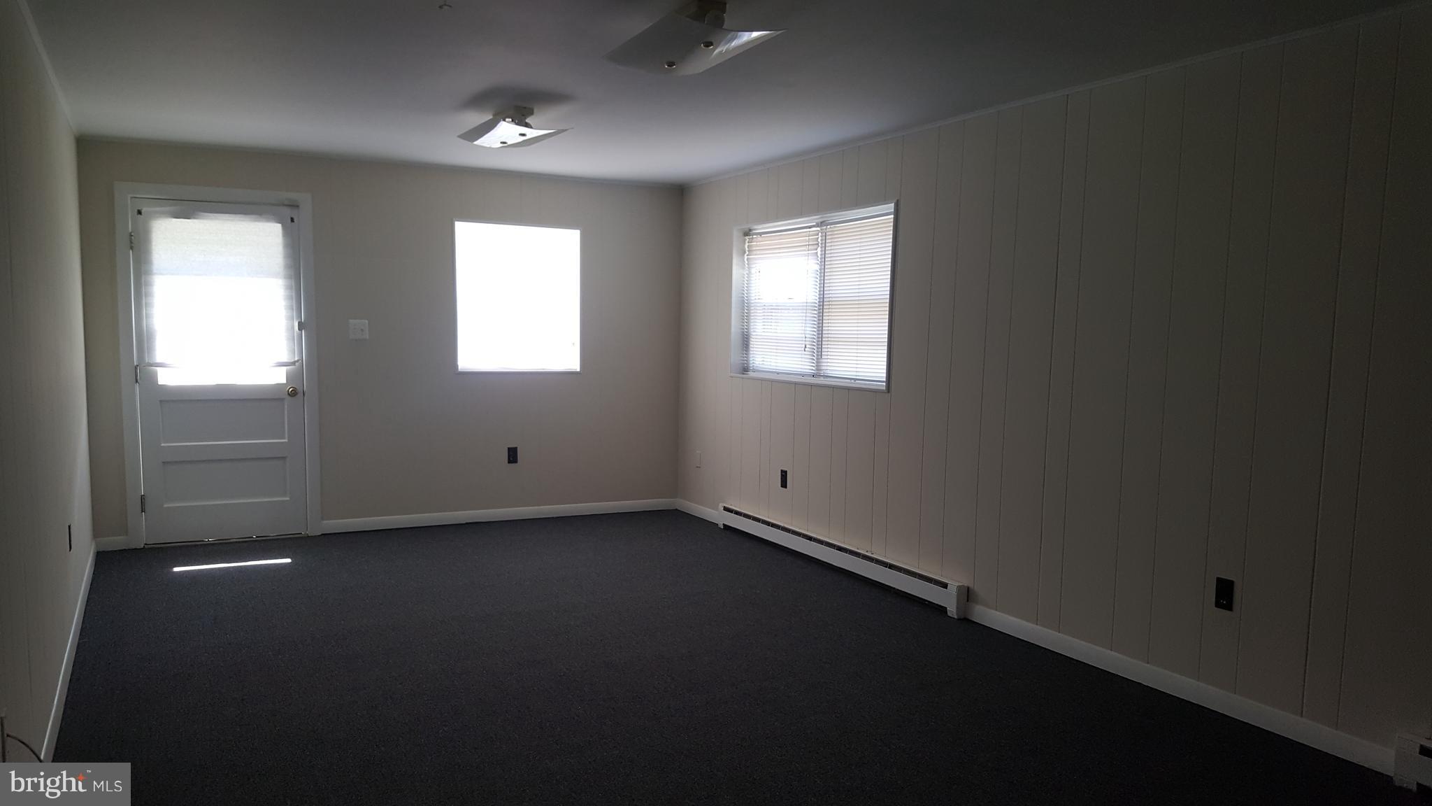331 Londontown Road Edgewater, MD 21037 - Photo 11 of 23 an empty room with a window