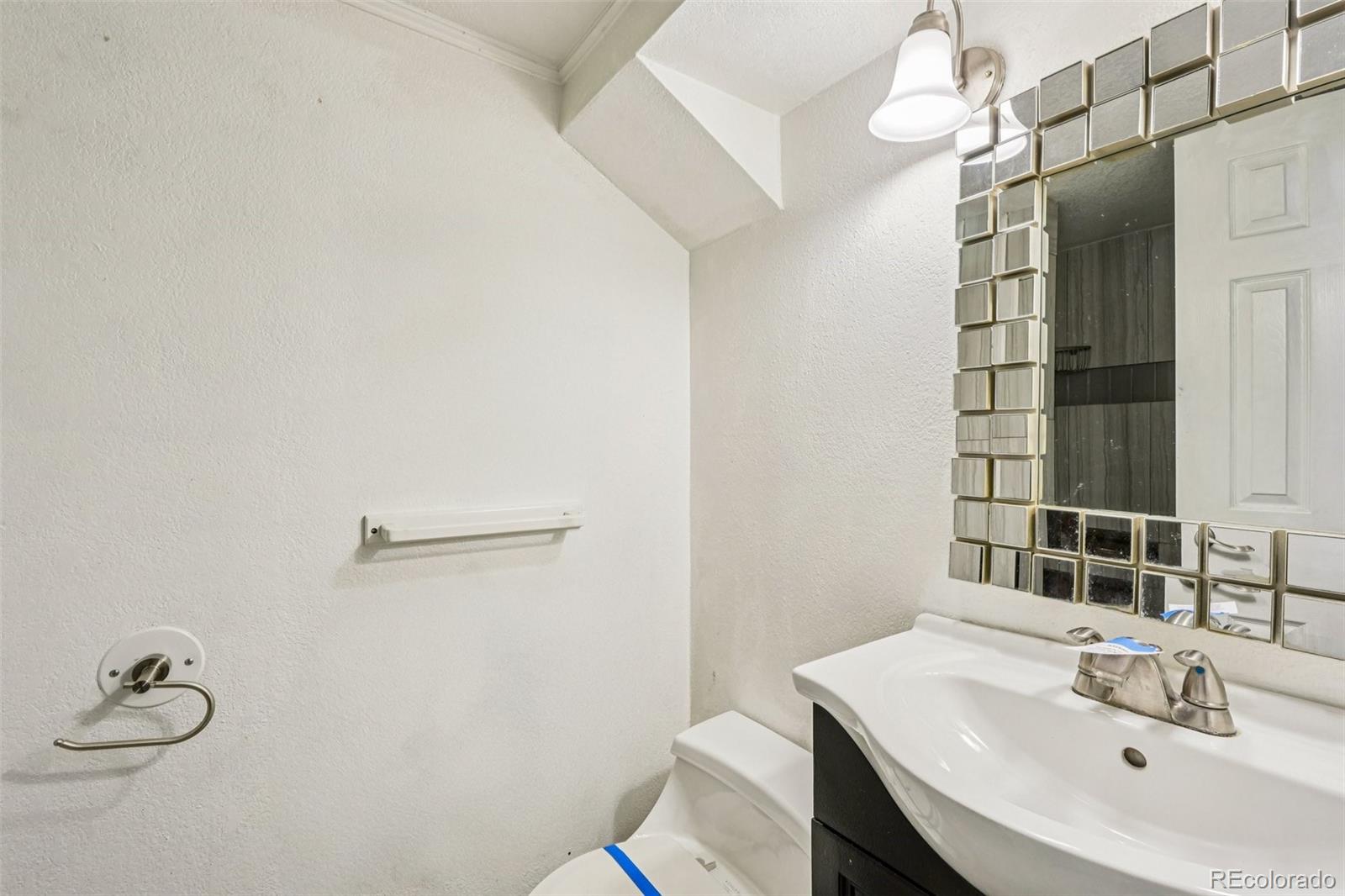 2212 South Decatur Street Denver, CO 80219 - Photo 20 of 39 Gallery Image 20