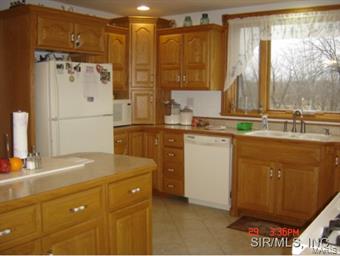25554 Quail Chase Road Hettick, IL 62649 - Photo 5 of 24