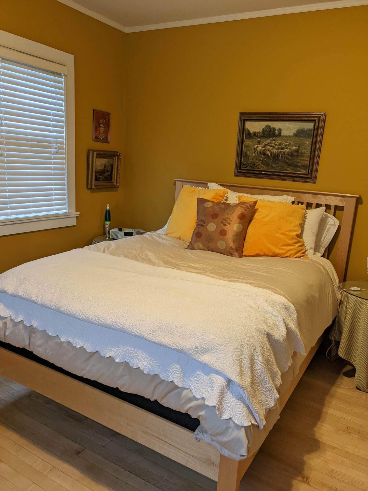 5036 West Washington Boulevard Milwaukee, WI 53208 - Photo 12 of 16 Bedroom 1