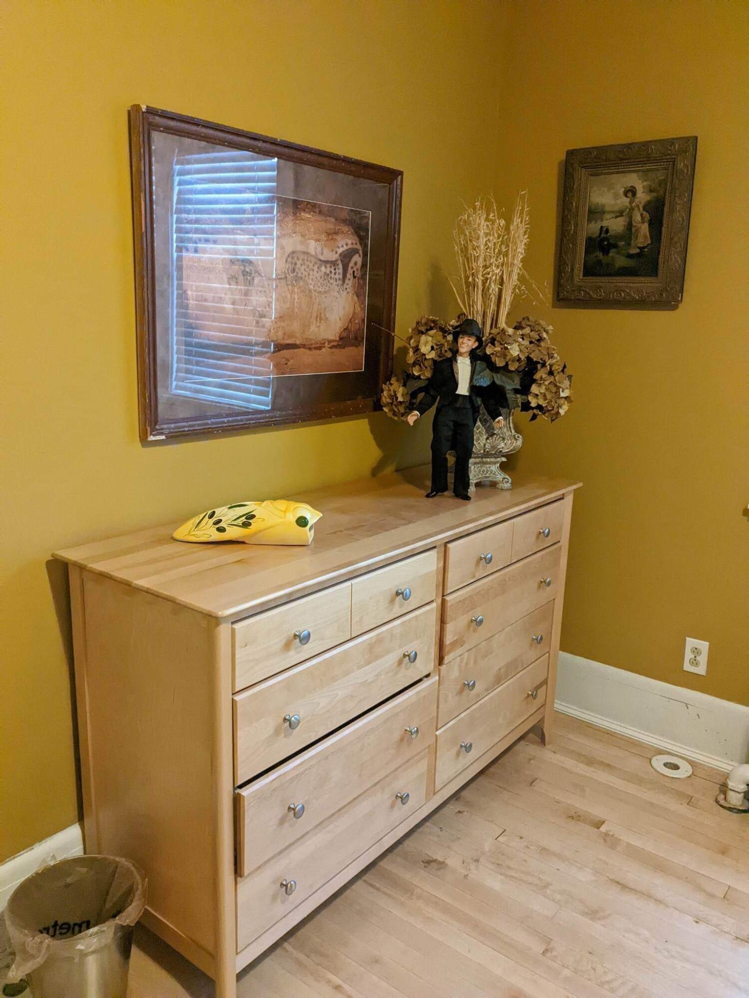 5036 West Washington Boulevard Milwaukee, WI 53208 - Photo 13 of 16 Bedroom 1