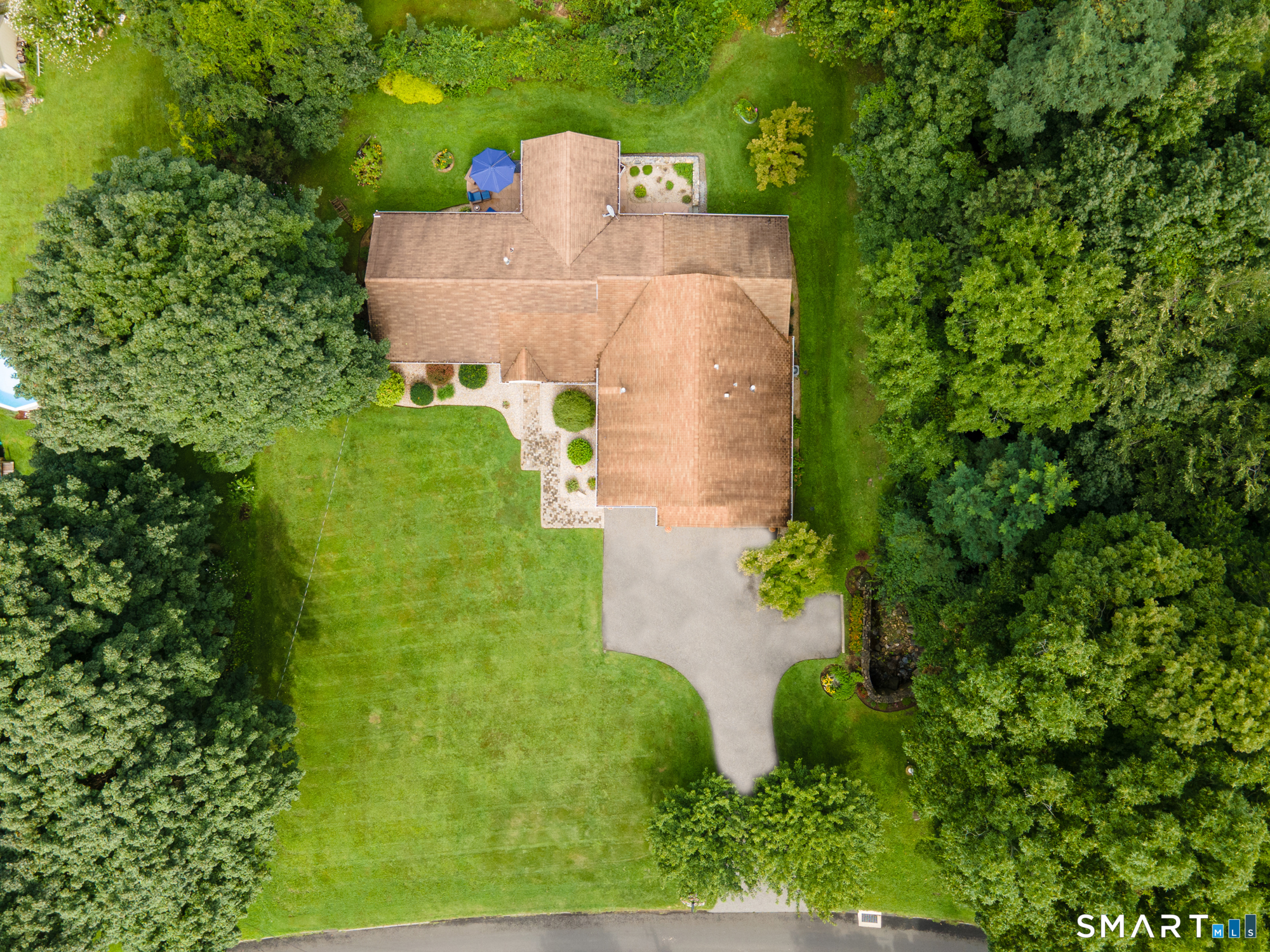 32 Hawley Road Danbury, CT 06811 - Photo 37 of 40 Gallery Image 37