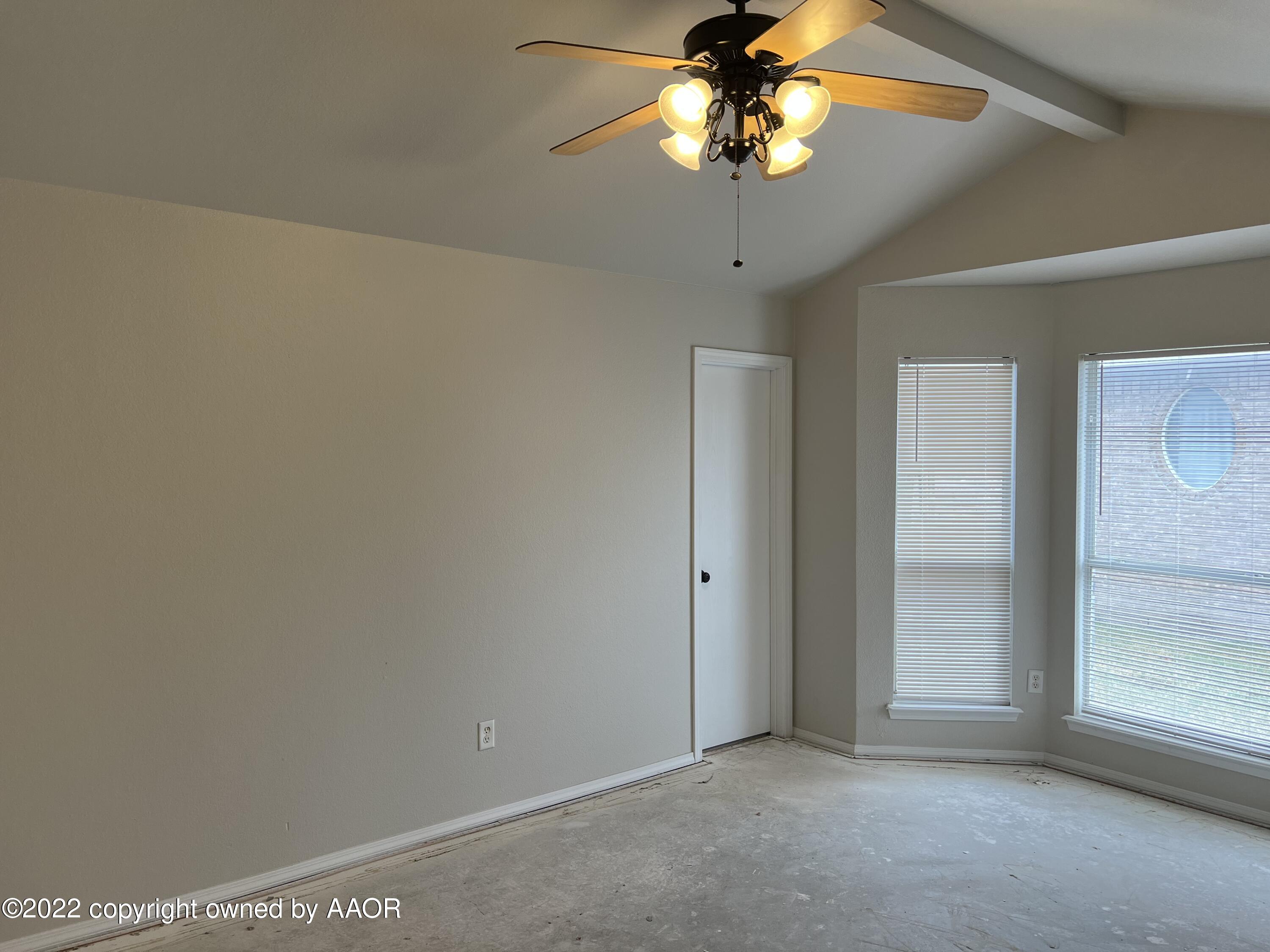 1008 Rushmore Drive Amarillo, TX 79110 - Photo 17 of 22 Primary Bedroom