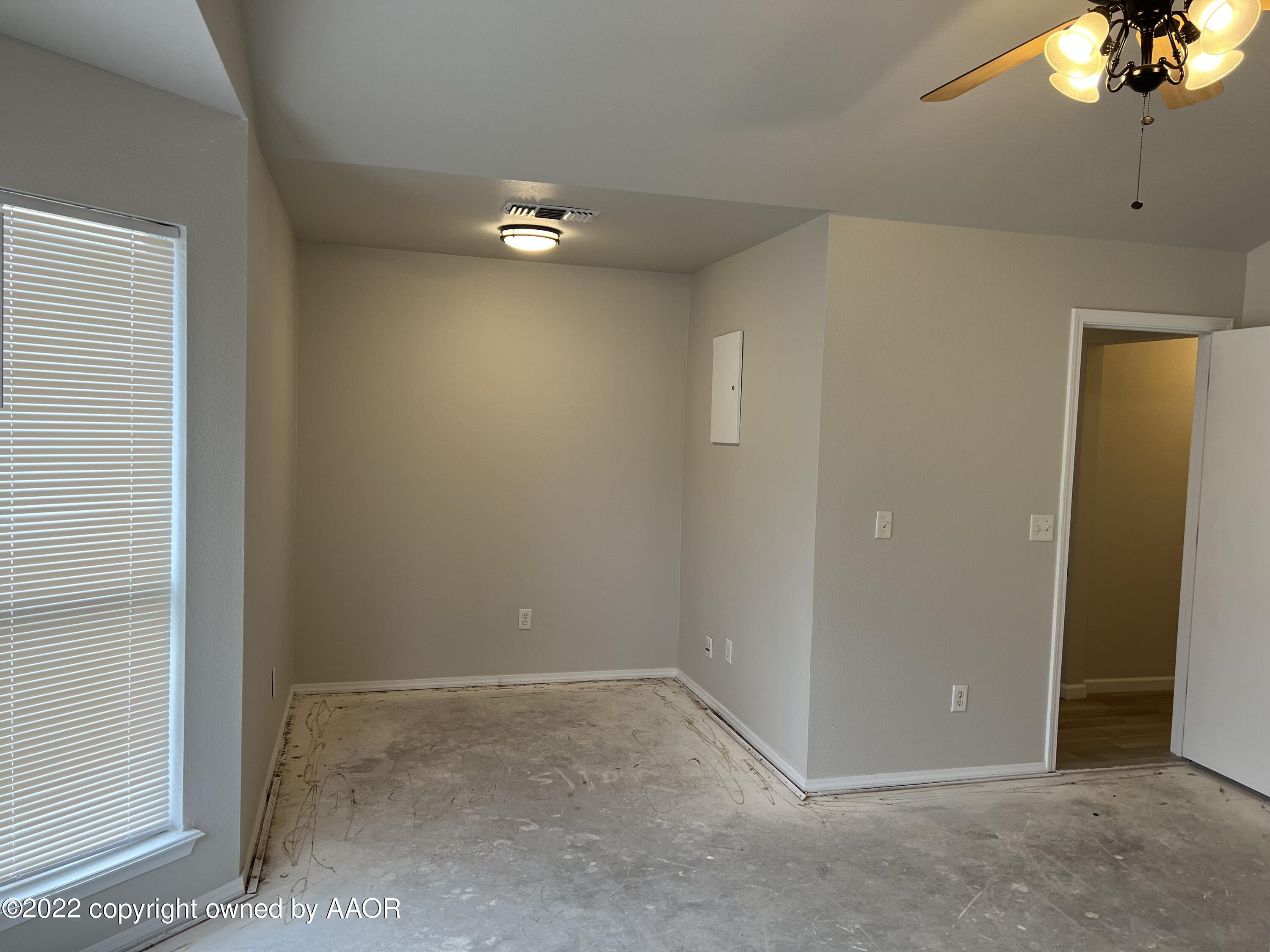 1008 Rushmore Drive Amarillo, TX 79110 - Photo 18 of 22 Primary Bedroom