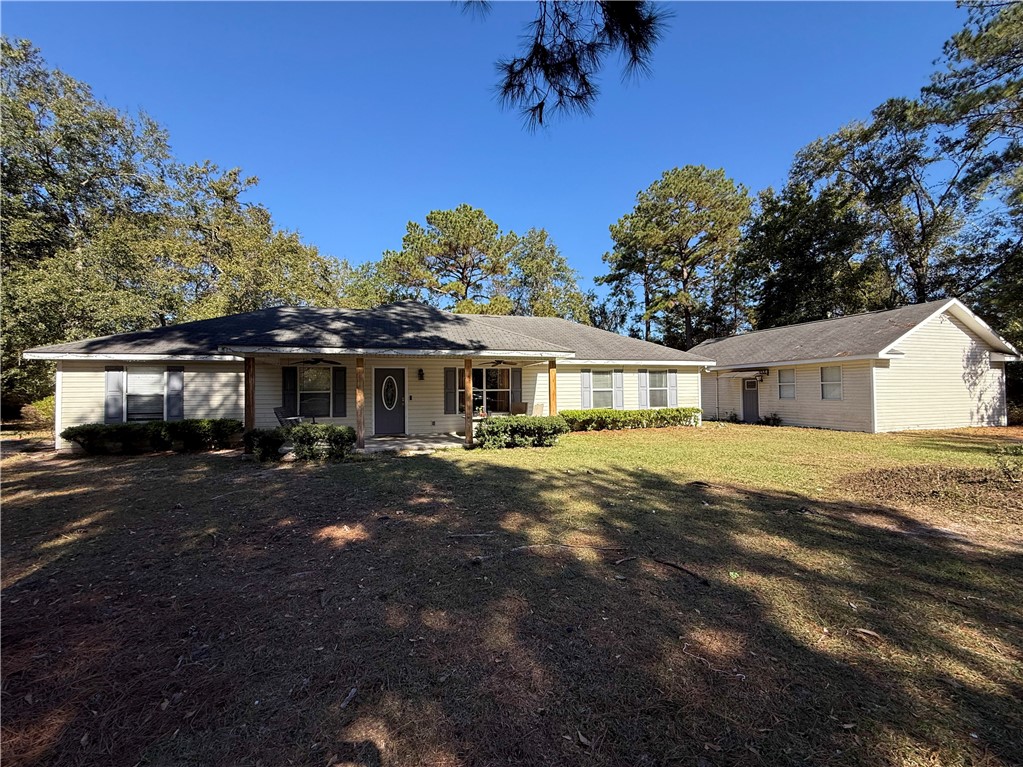617 Robin Lane Folkston, GA 31537 - Photo 2 of 35